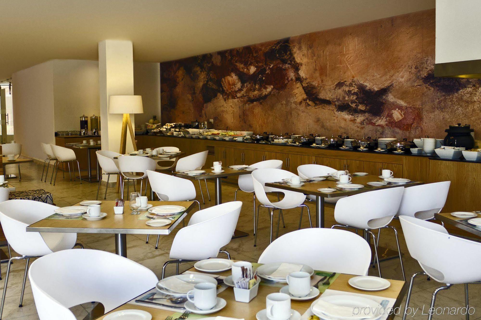 Fiesta Inn León Restaurang bild