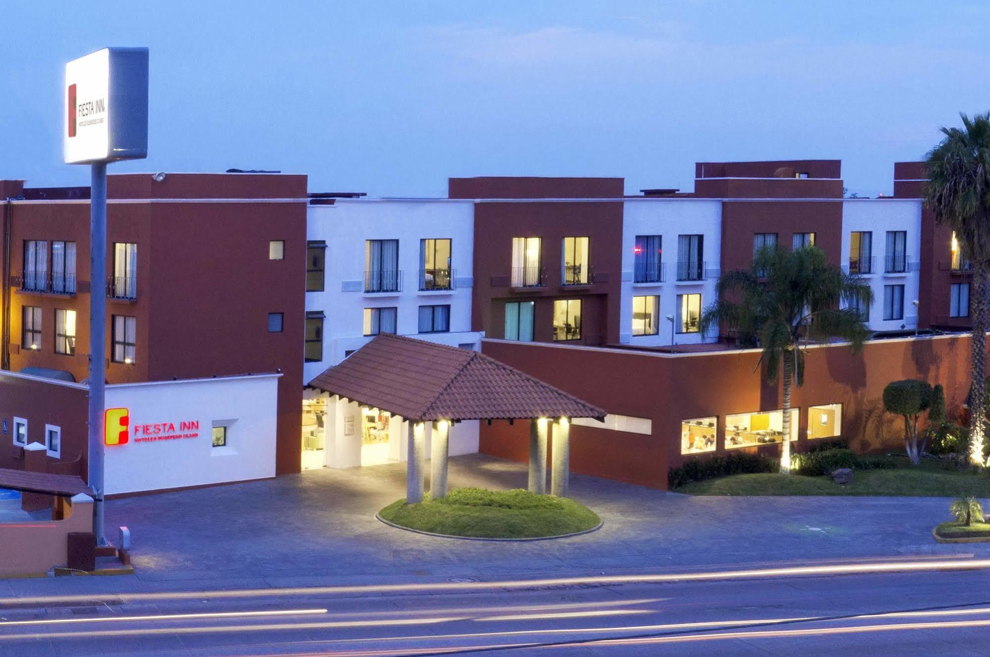 Fiesta Inn León Exteriör bild